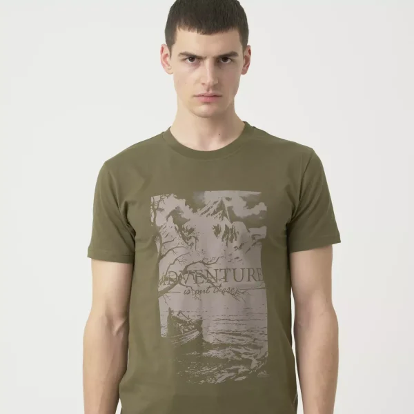 Футболка Helikon-Tex T-Shirt (Adventure Is Out There)